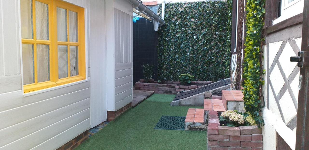 Maison De Avec Patio Holiday home *